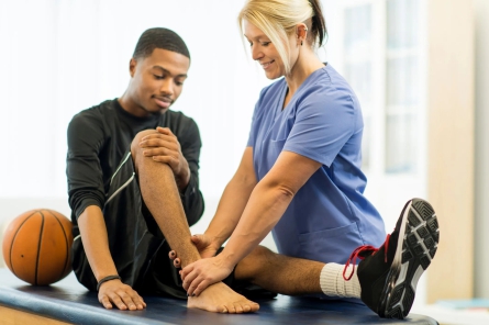 Home Physiotherapy Services | Wellnezzone